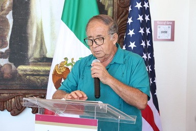 Dr. Salvador Flores Navarro jefe de Servicios Medicos Municipales Gobierno del Profe Michel apoya a la comunidad de veteranos y legionarios
